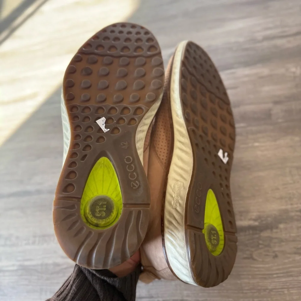 Ecco st hybrid